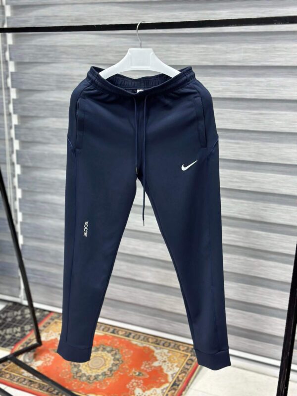 Link-2025-10-12-122440-15 Nike Nocta forma